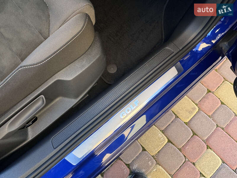 Хэтчбек Volkswagen Golf 2019 в Киеве фото 19 Хэтчбек Volkswagen Golf 2019 в Киеве