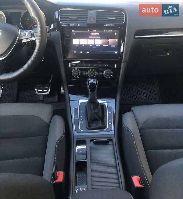 Універсал Volkswagen Golf 2018 в Стрию фото 31 Універсал Volkswagen Golf 2018 в Стрию
