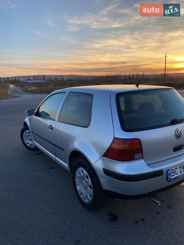 Хэтчбек Volkswagen Golf 1998 в Сопошине фото 7 Хэтчбек Volkswagen Golf 1998 в Сопошине