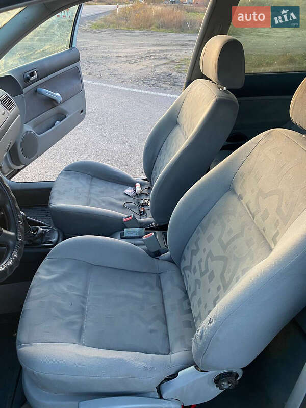 Хэтчбек Volkswagen Golf 1998 в Сопошине фото 10 Хэтчбек Volkswagen Golf 1998 в Сопошине