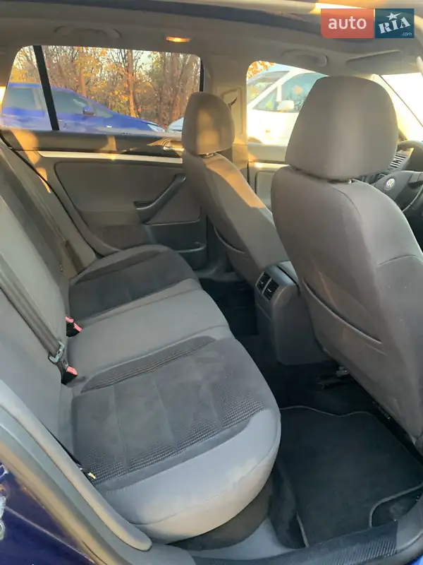 Volkswagen Golf 2008 VIN WVWZZZ1KZ8M264128 фото оголошення 10 з 50