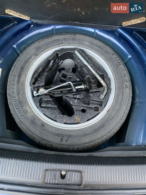 Універсал Volkswagen Golf 2008 в Рівному