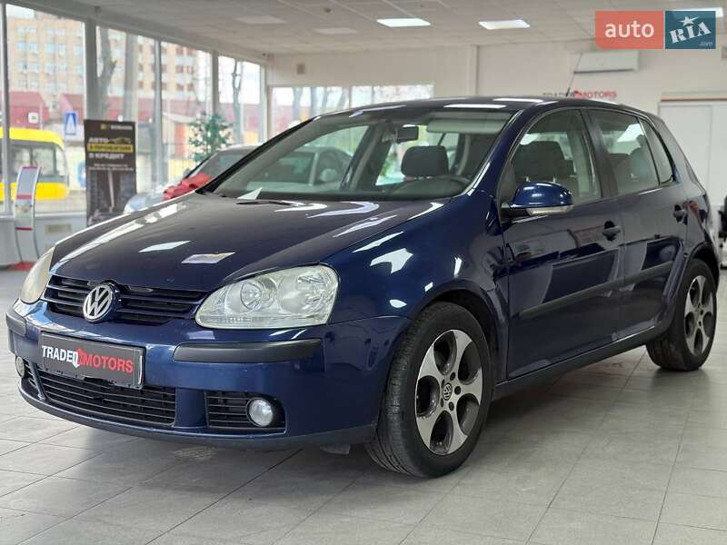 Хэтчбек Volkswagen Golf 2006 в Киеве