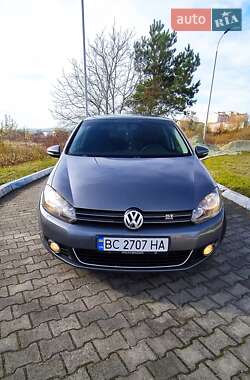 Хетчбек Volkswagen Golf 2010 в Жовкві
