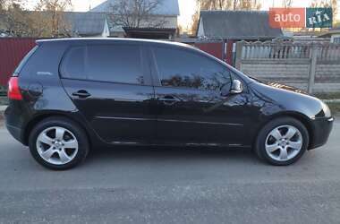 Хэтчбек Volkswagen Golf 2006 в Ковеле