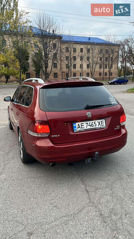 Універсал Volkswagen Golf 2010 в Кривому Розі