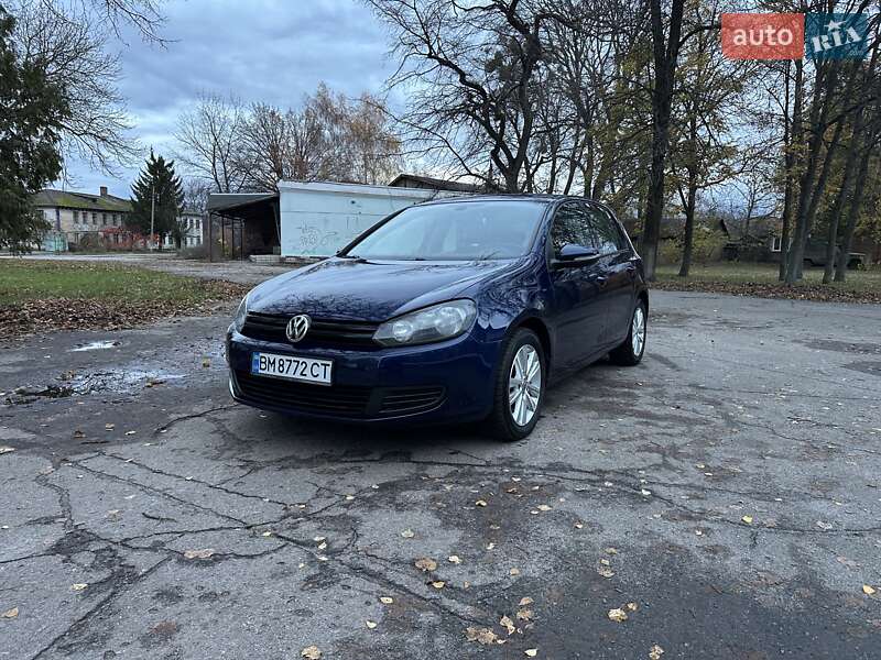 Хэтчбек Volkswagen Golf 2010 в Лебедине