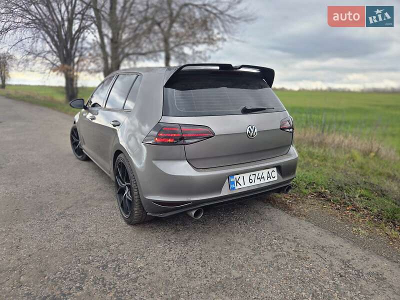 Хетчбек Volkswagen Golf 2013 в Пирятині