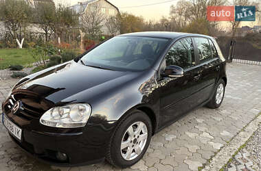 Хэтчбек Volkswagen Golf 2006 в Ивано-Франковске