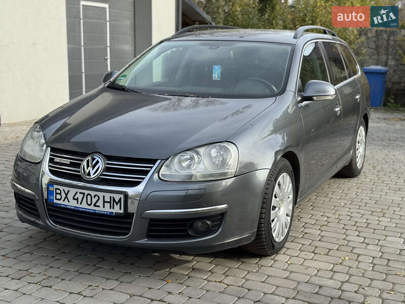 Універсал Volkswagen Golf 2009 в Старокостянтинові
