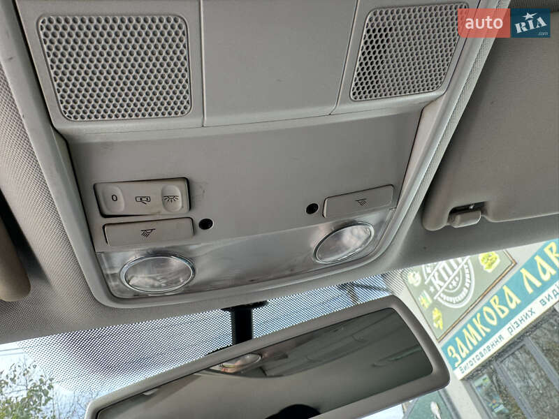 Універсал Volkswagen Golf 2009 в Старокостянтинові