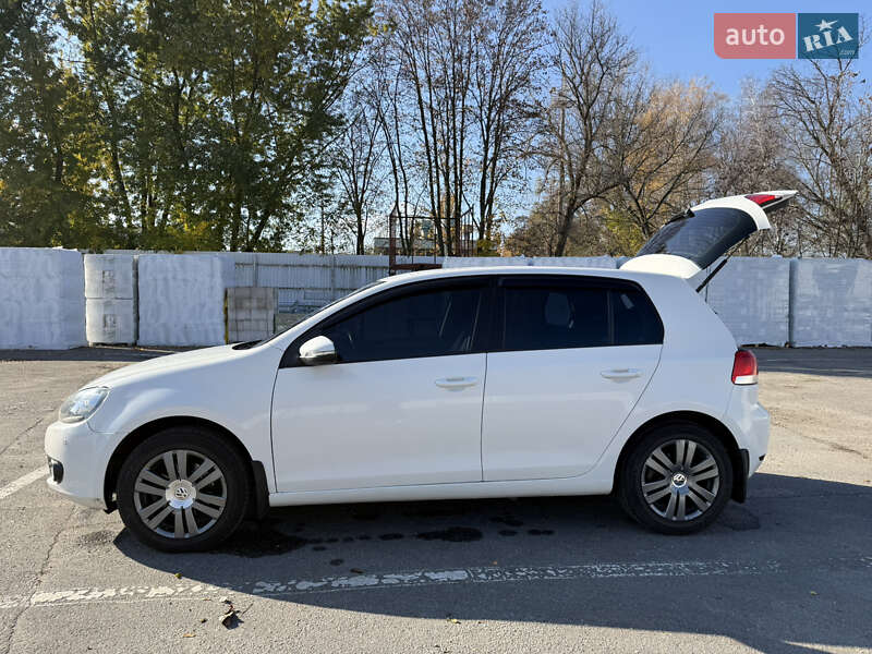 Хетчбек Volkswagen Golf 2009 в Кременчуці