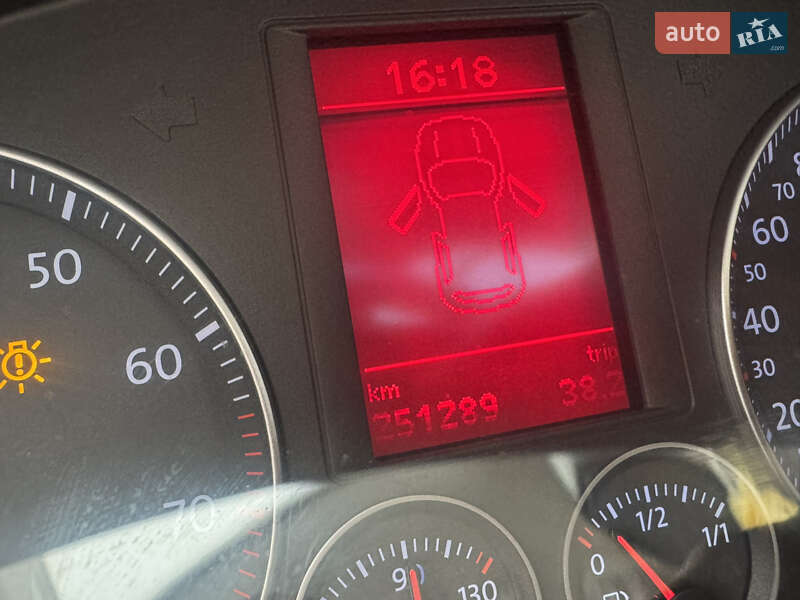 Хэтчбек Volkswagen Golf 2005 в Луцке фото 10 Хэтчбек Volkswagen Golf 2005 в Луцке