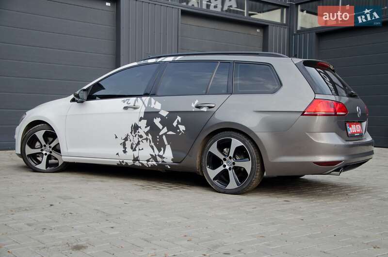 Універсал Volkswagen Golf 2015 в Сарнах