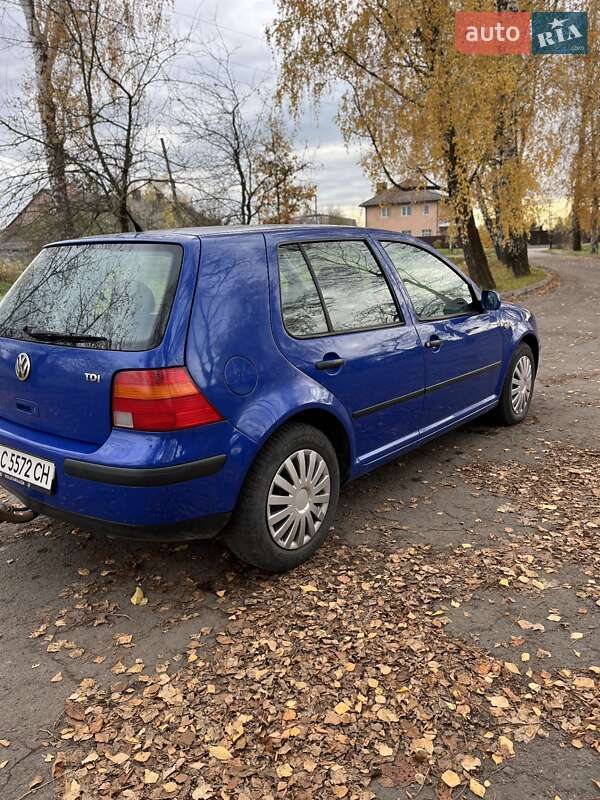 Хетчбек Volkswagen Golf 1998 в Ковелі