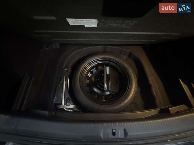 Хэтчбек Volkswagen Golf 2014 в Одессе