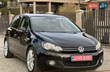 Хэтчбек Volkswagen Golf 2010 в Староконстантинове