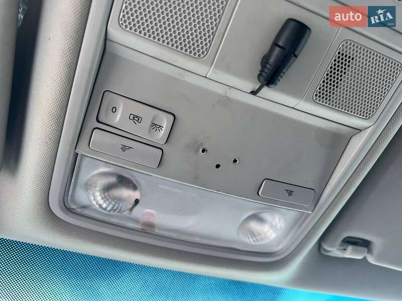 Універсал Volkswagen Golf 2012 в Львові фото 27 Універсал Volkswagen Golf 2012 в Львові