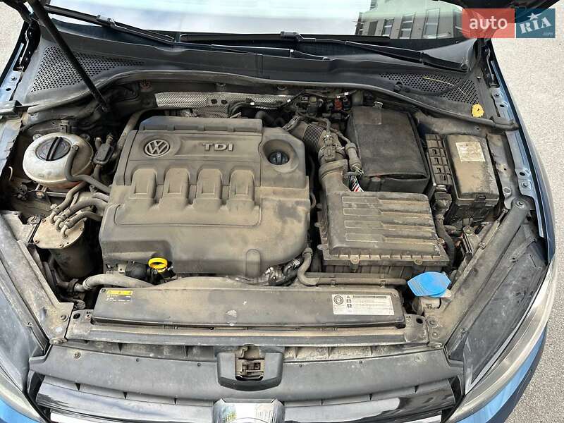 Универсал Volkswagen Golf 2016 в Тернополе