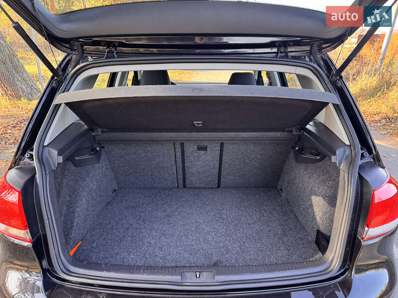 Хэтчбек Volkswagen Golf 2011 в Виннице