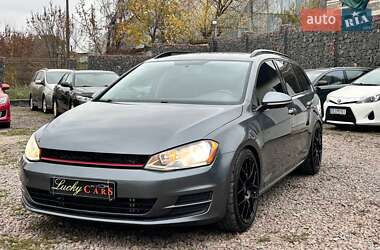 Универсал Volkswagen Golf 2015 в Одессе