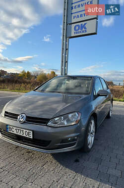 Хэтчбек Volkswagen Golf 2016 в Львове