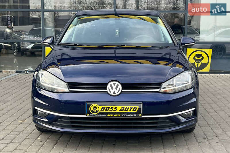 Хэтчбек Volkswagen Golf 2019 в Ивано-Франковске