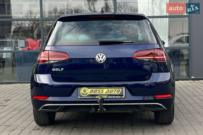 Хэтчбек Volkswagen Golf 2019 в Ивано-Франковске