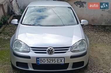 Хетчбек Volkswagen Golf 2005 в Чорткові