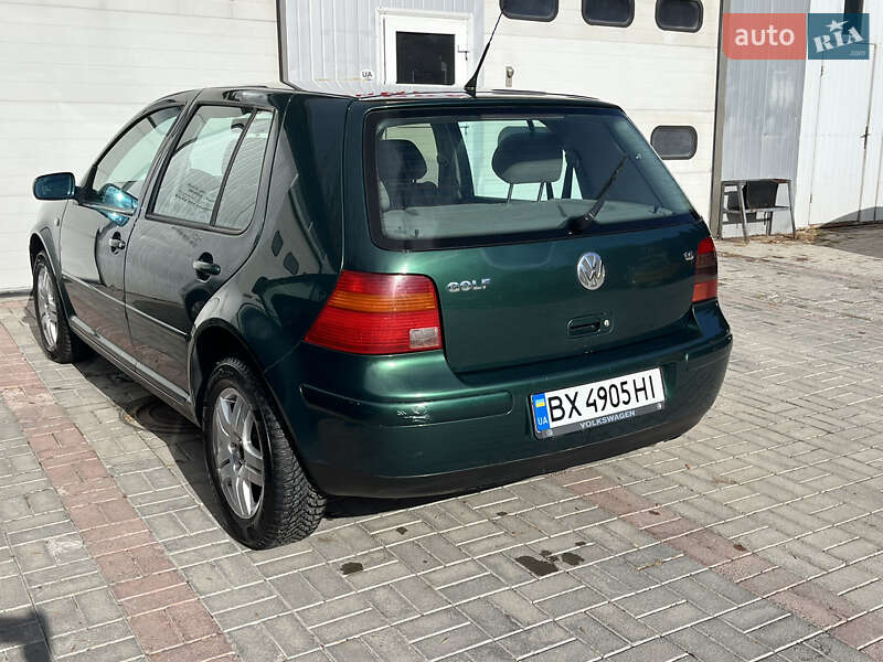 Хэтчбек Volkswagen Golf 2000 в Каменец-Подольском