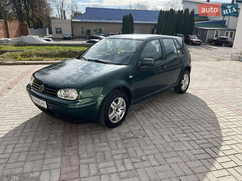 Хэтчбек Volkswagen Golf 2000 в Каменец-Подольском