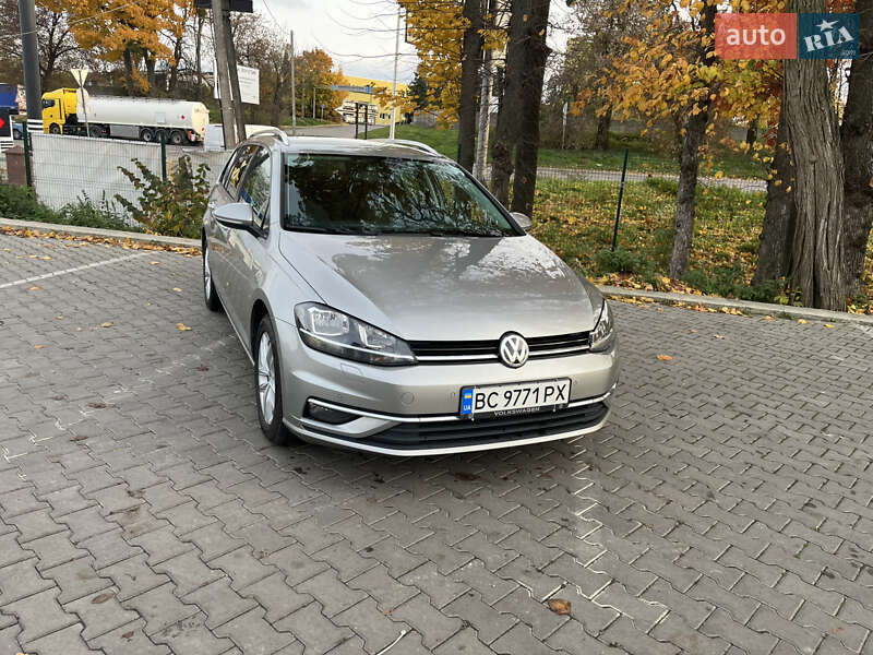 Универсал Volkswagen Golf 2017 в Львове