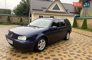 Универсал Volkswagen Golf 2002 в Могилев-Подольске