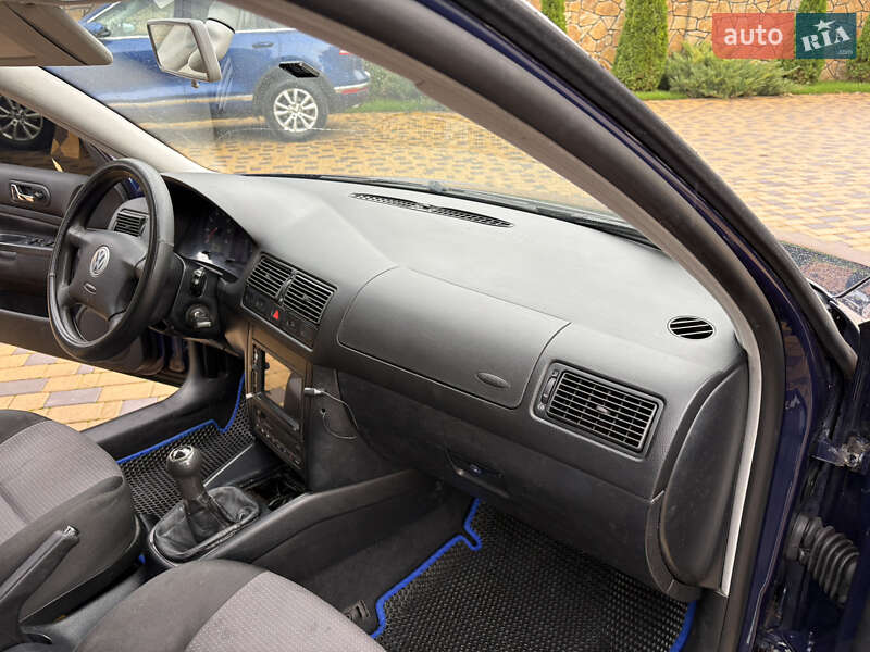 Універсал Volkswagen Golf 2002 в Могилів-Подільському