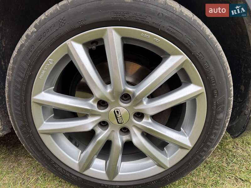 Хэтчбек Volkswagen Golf 2015 в Любомле