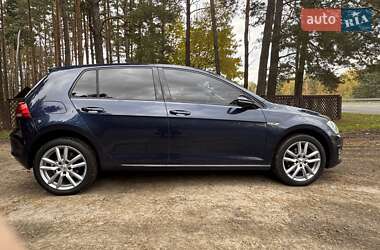 Хетчбек Volkswagen Golf 2015 в Любомлі