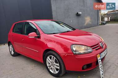 Хэтчбек Volkswagen Golf 2008 в Тернополе