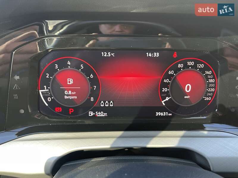 Хэтчбек Volkswagen Golf 2021 в Черновцах