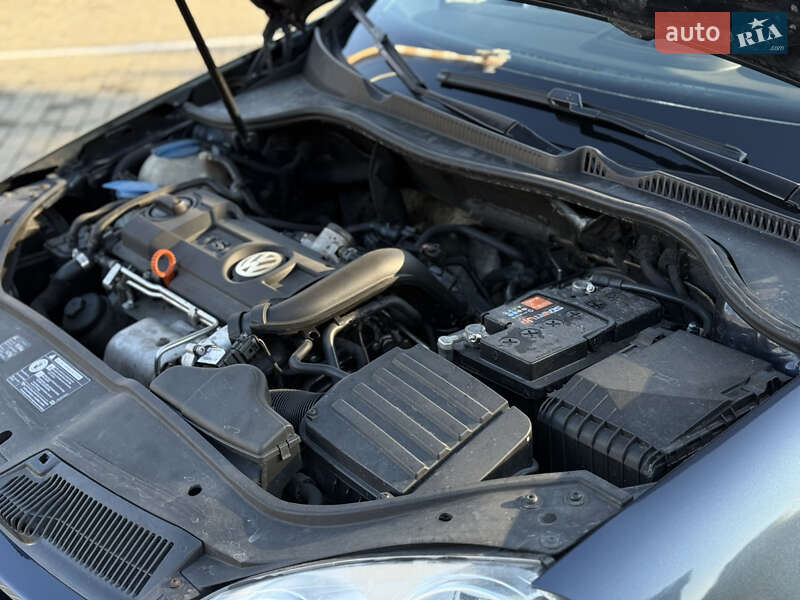 Хэтчбек Volkswagen Golf 2008 в Луцке фото 11 Хэтчбек Volkswagen Golf 2008 в Луцке