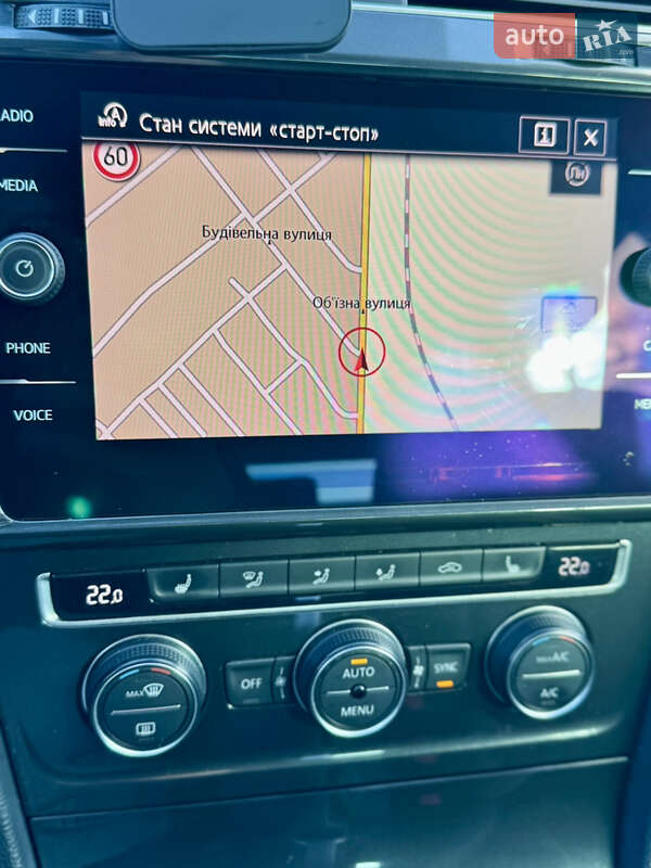 Универсал Volkswagen Golf 2017 в Луцке