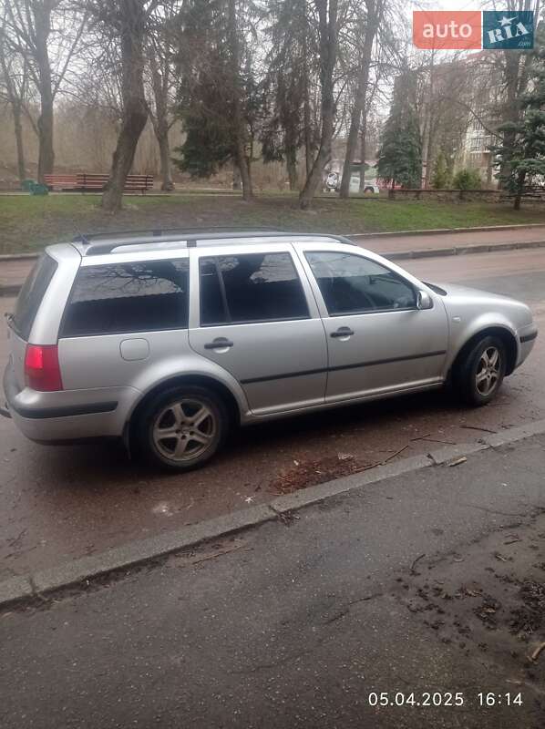Универсал Volkswagen Golf 2005 в Житомире