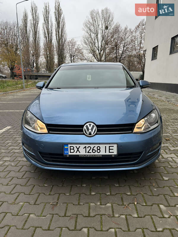 Хэтчбек Volkswagen Golf 2013 в Хмельницком