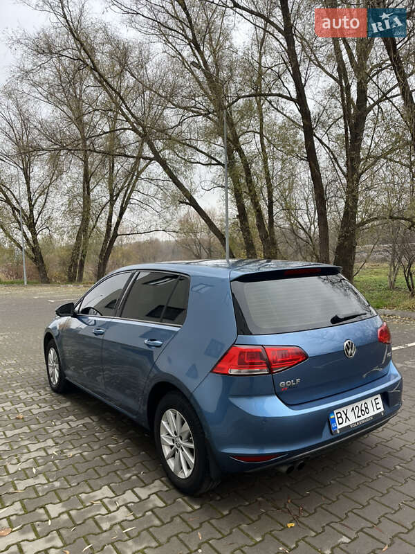 Хэтчбек Volkswagen Golf 2013 в Хмельницком