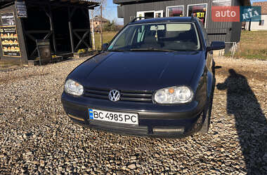 Універсал Volkswagen Golf 2002 в Болехові
