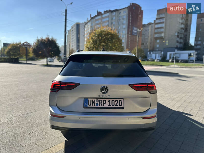 Универсал Volkswagen Golf 2021 в Калуше
