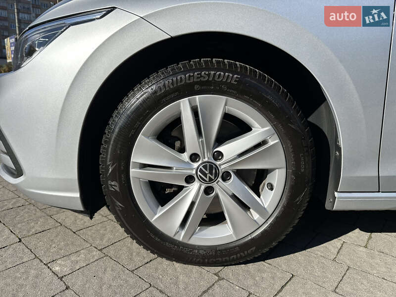 Универсал Volkswagen Golf 2021 в Калуше