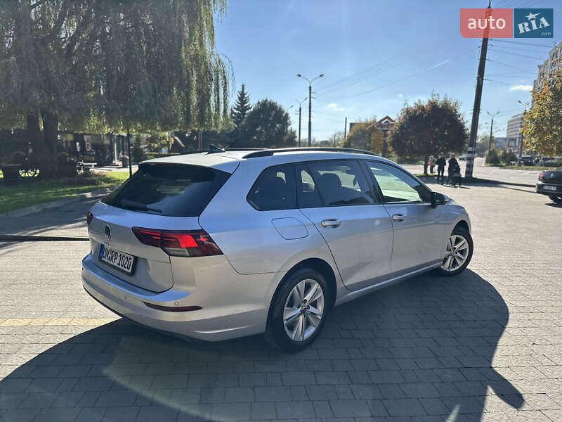 Универсал Volkswagen Golf 2021 в Калуше