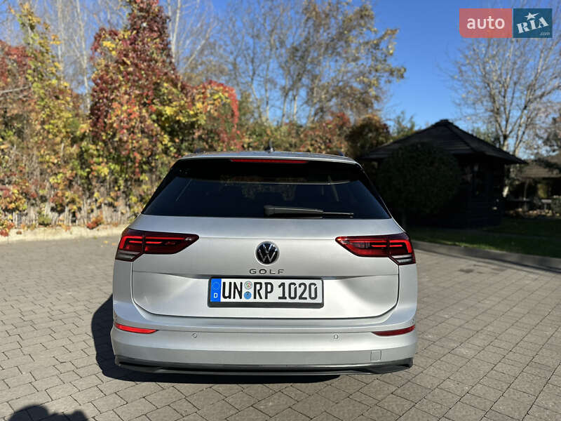 Универсал Volkswagen Golf 2021 в Калуше