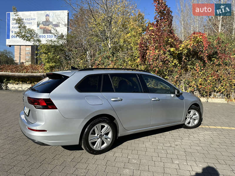 Универсал Volkswagen Golf 2021 в Калуше
