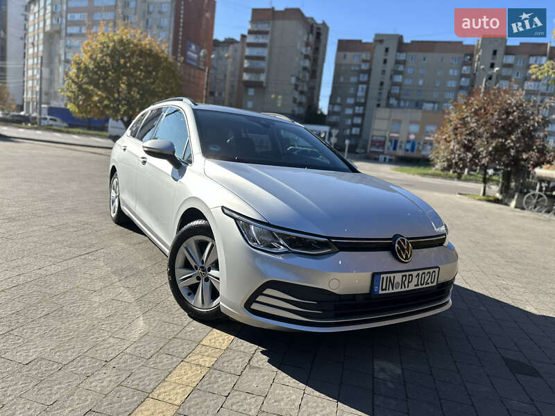 Универсал Volkswagen Golf 2021 в Калуше